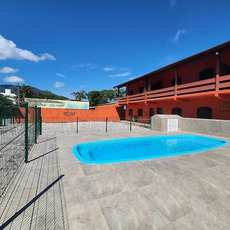 0001.05 - Maranduba - Apto - 2 Dormitorio - 8 Pessoas - 2 Quadras Do Mar - Piscina - Wi-Fi Ubatuba Kültér fotó