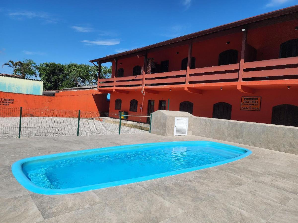 0001.05 - Maranduba - Apto - 2 Dormitorio - 8 Pessoas - 2 Quadras Do Mar - Piscina - Wi-Fi Ubatuba Kültér fotó